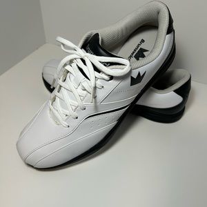 Men’s Brunswick Bowling Shoes, size 11.5M. New in box!